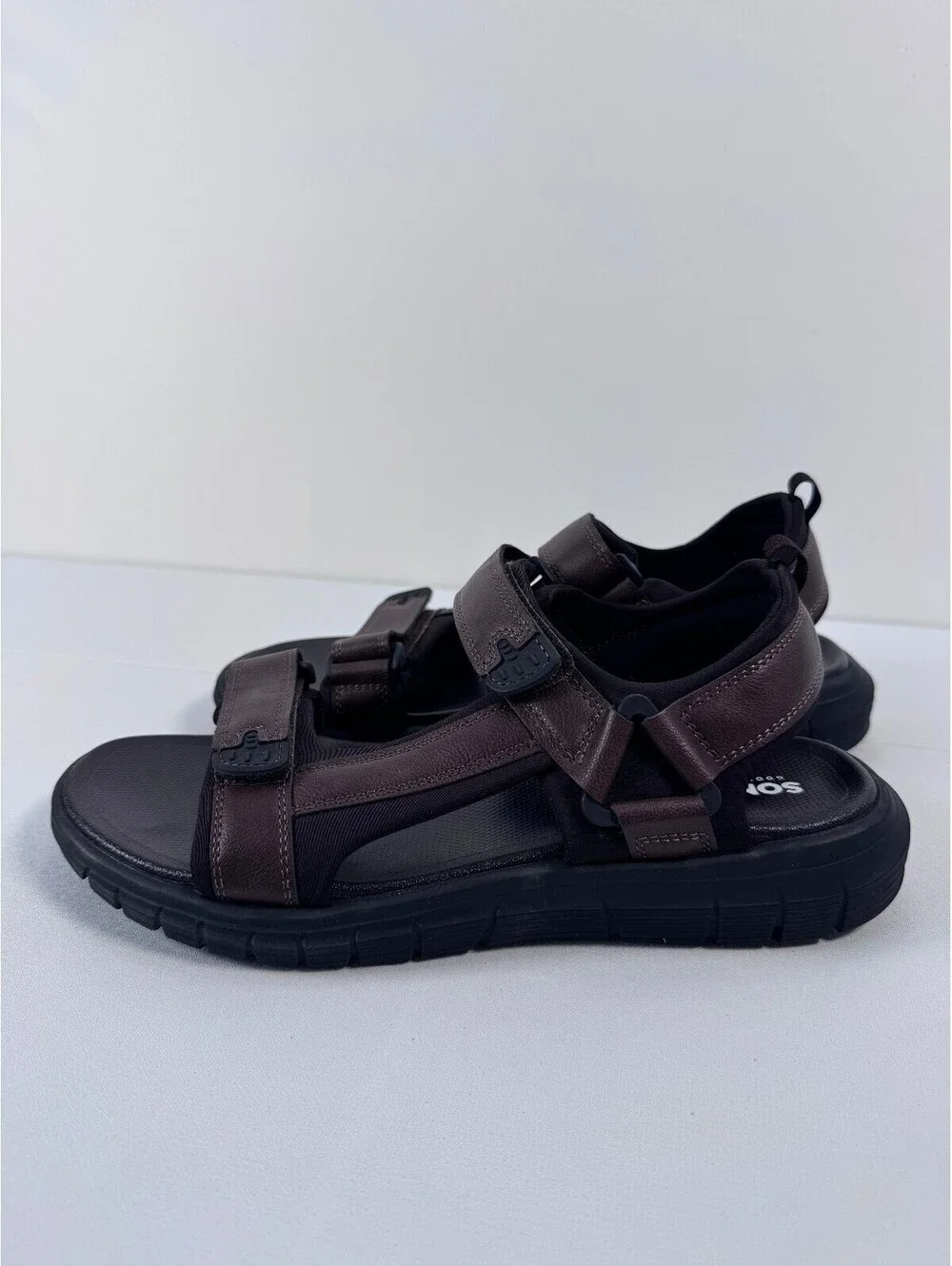 NEW Shelldon River Mens 10.5 Brown Sport Sandals Hiking Outdoor Leather